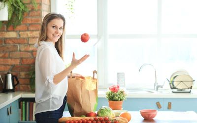 Dieta dla zabieganych – jak zorganizować posiłki, praktyczne porady